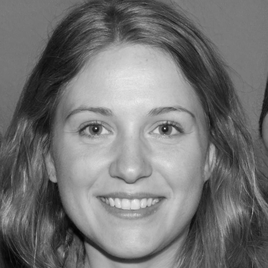Celestina Vega, Directora de Estrategia Financiera